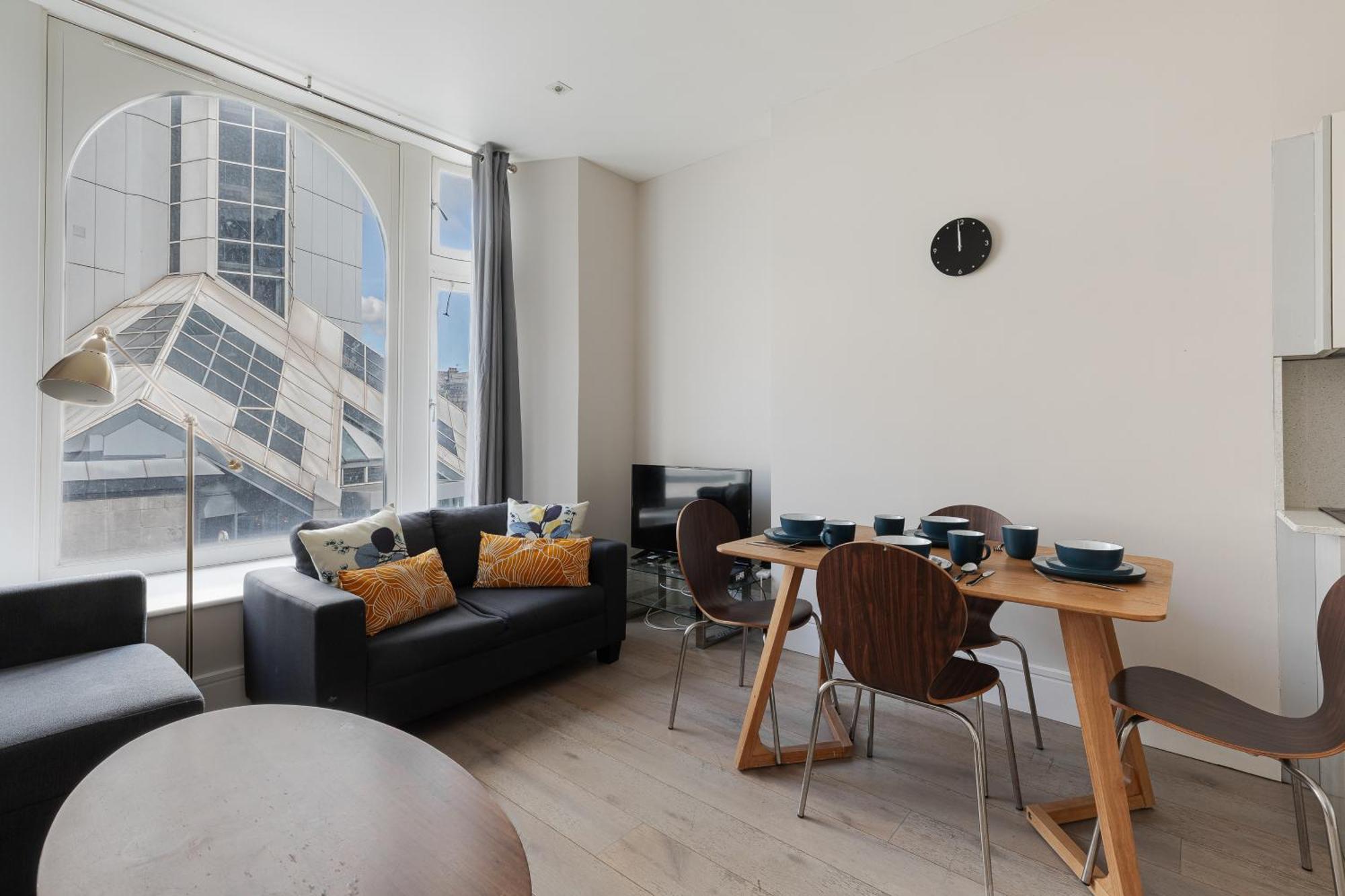 Superb Apartments Opposite Edgware Road Station Londýn Pokoj fotografie